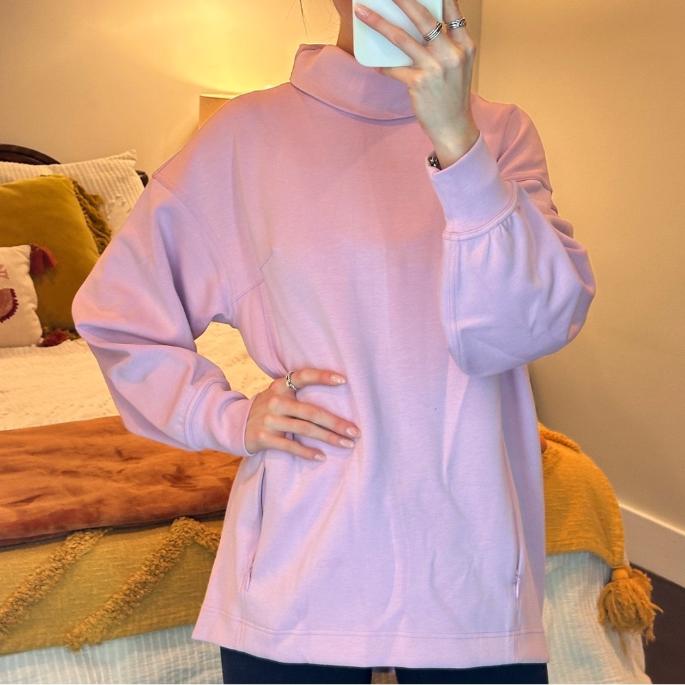 Lululemon Pink Women's Sweater/Sweatshirt
